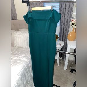 Lulu’s green dress